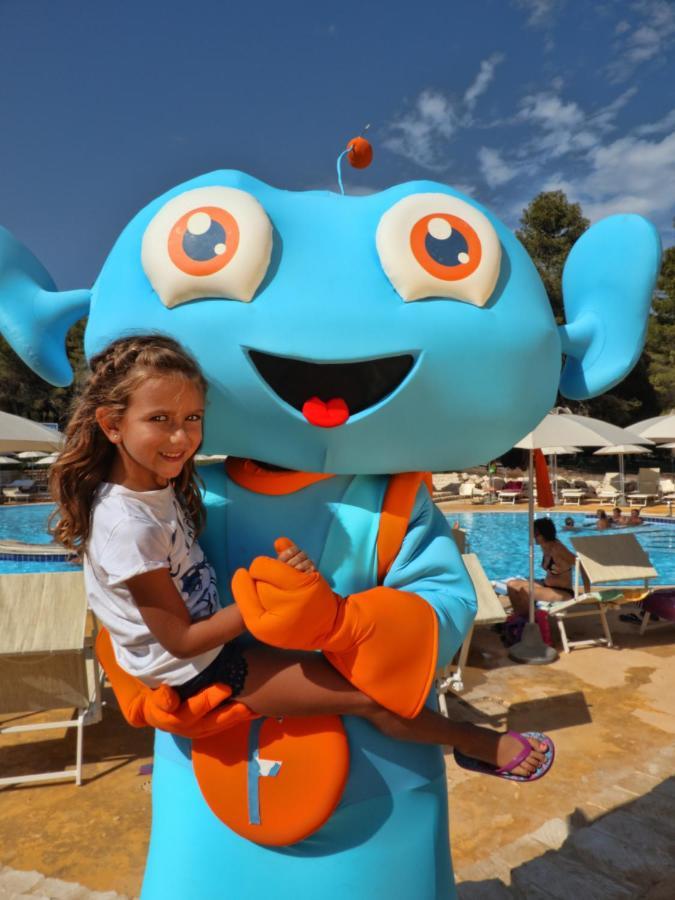 Futura Club Spiagge Bianche Hotel Fontane Bianche Exterior foto